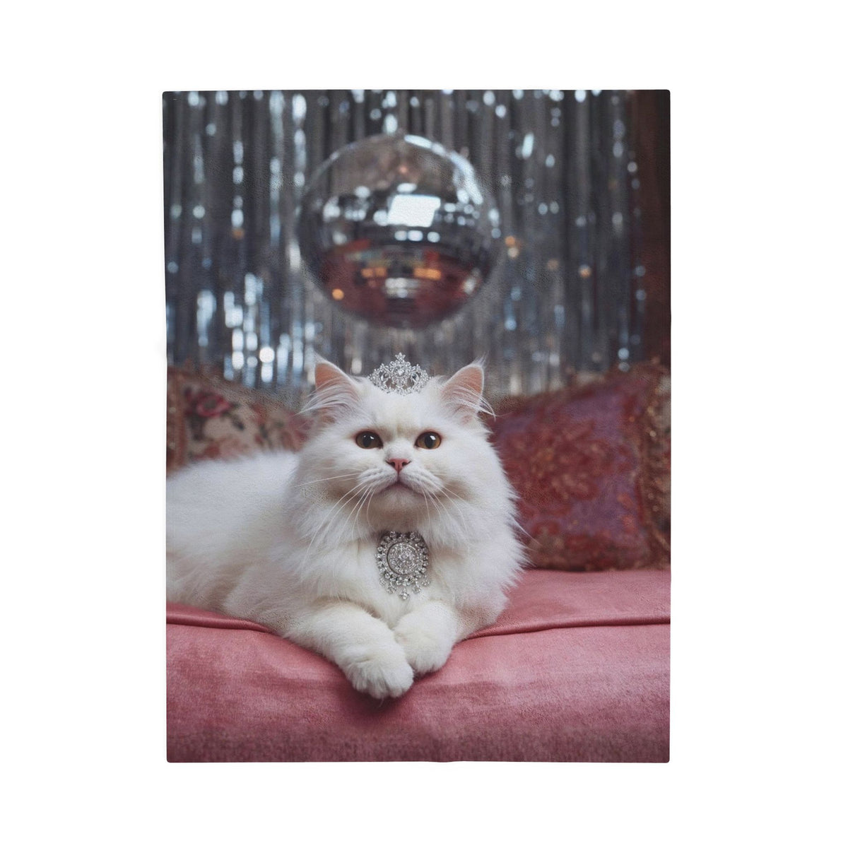 Queen Cat Blanket – Luxury White Cat Throw Blanket, Cute Cat Lover Gift, Cat Mom Gift, Pink Cozy Home DecorVelveteen Plush Blanket